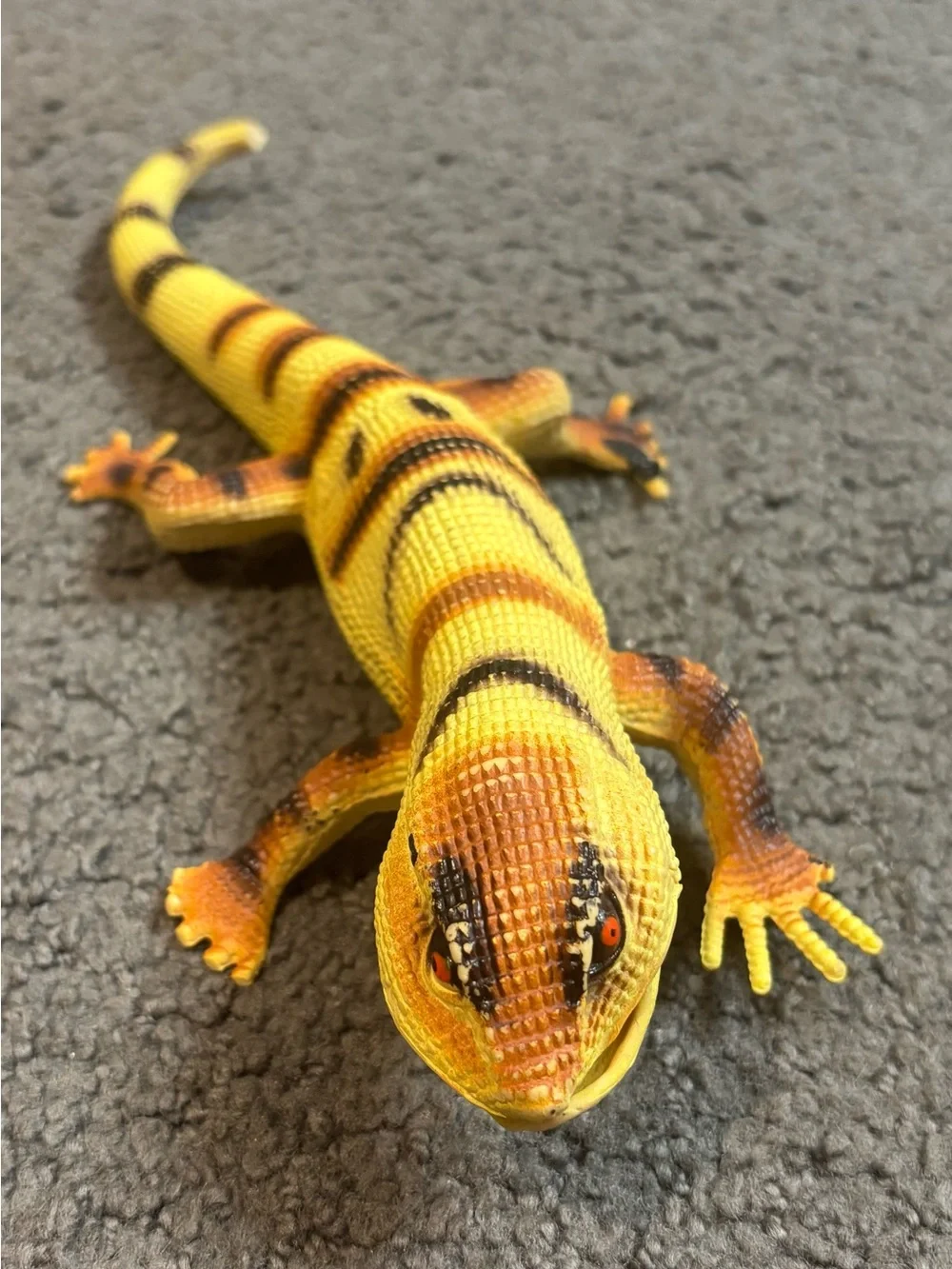 Vintage Yellow Iguana Rubber Toy Figure Rare 12”